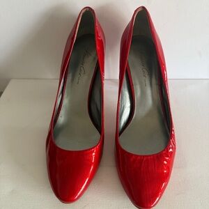 Cherry Red Patent Kenneth Cole Heel Pumps Women's Size 7.5